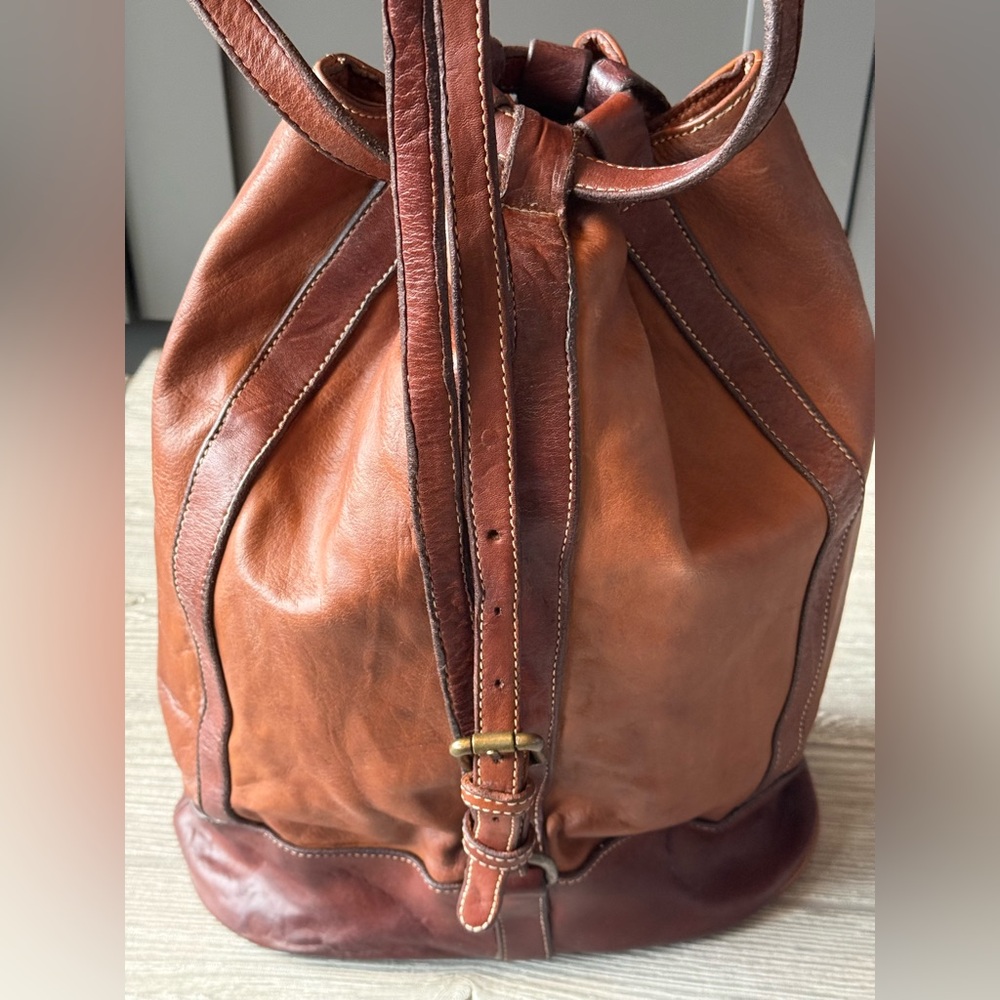 Sundance Cheval 2 tone leather vintage backpack/shoulder bag. First generation - Picture 5 of 16